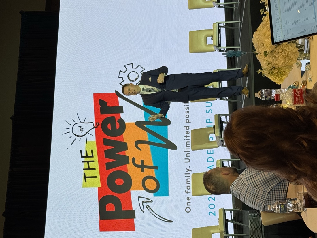 Bryan Hughes delivering a leadership summit keynote